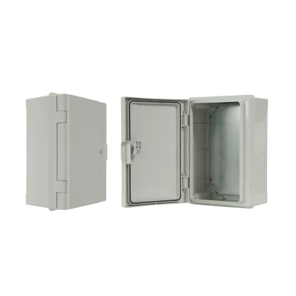Skriňa C.1600 IP65 210x300x130mm plné dvere s montážnym plechom